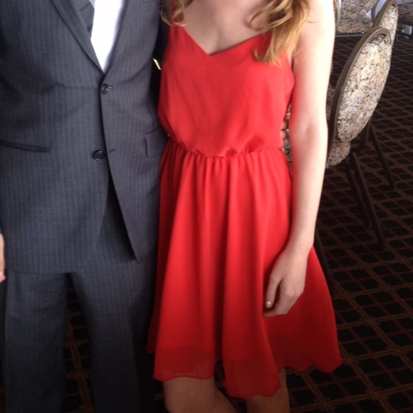 ASOS red dress with low back and crisscross straps - Picture 5 of 5